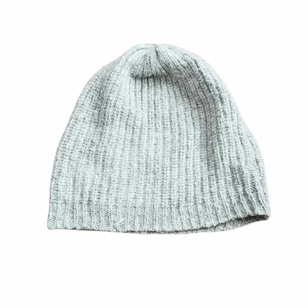 Aerie Gray Knit Loose Beanie Hat